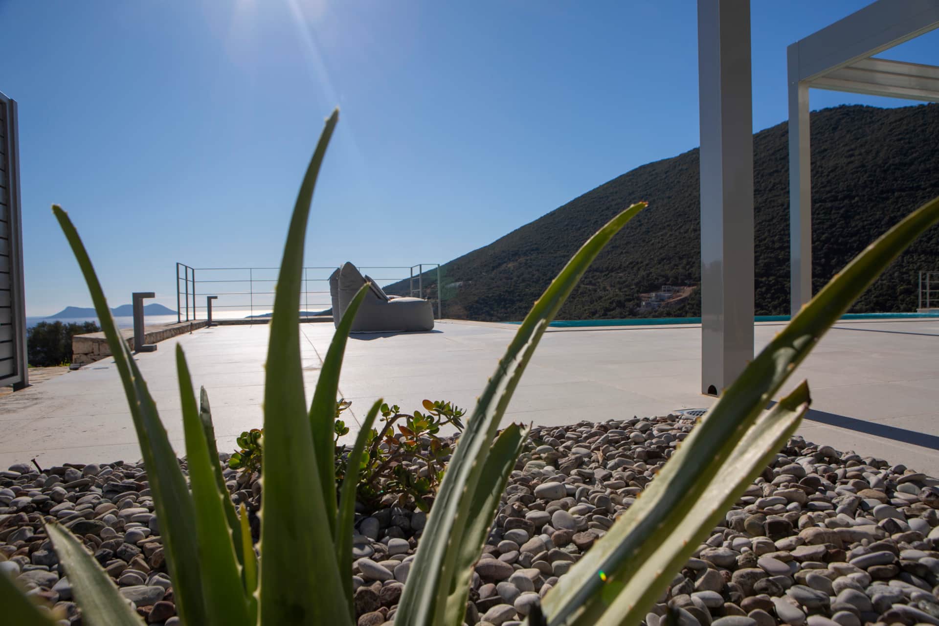 villa1 (1) villa1 (1)